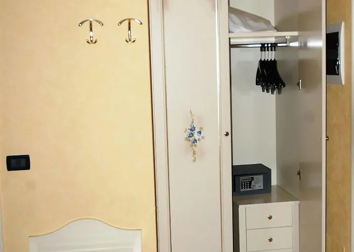 Hotel Promessi Sposi Hotel 4*