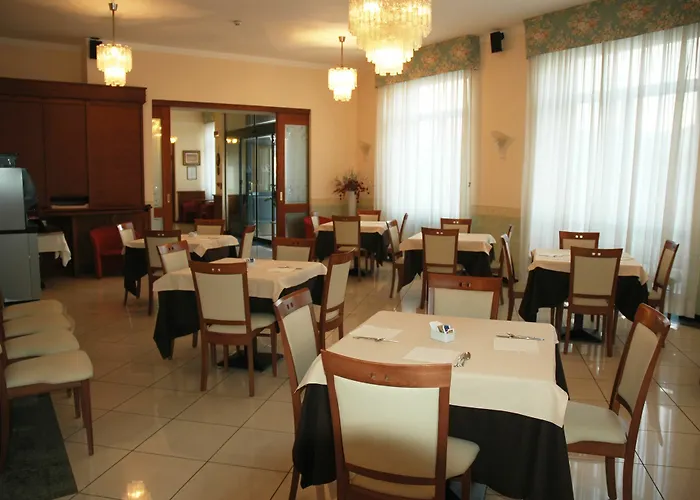 Hotel Promessi Sposi